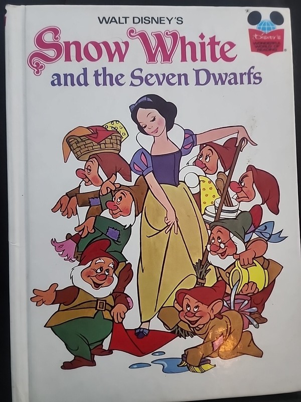 Walt Disney Snow White and the Seven Drawfs 1973 Vintage Hardcover Book