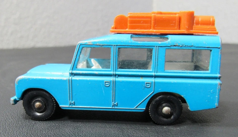 1965 Matchbox #12 Safari Land Rover Blue w/Original Box Lesney Made in England - Image 3 of 4