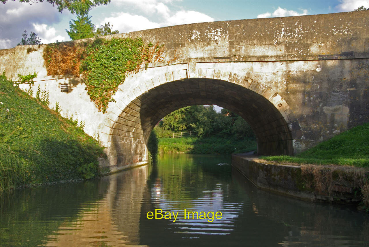 Photo 6x4 London Road Bridge Kennet & Avon Canal Immediately after this b c2011