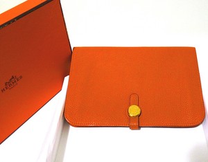 pochette hermes orange