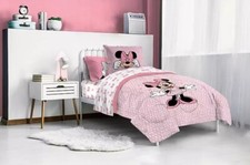 Disney's Minnie Mouse 5 Piece Twin/Full Bed Set