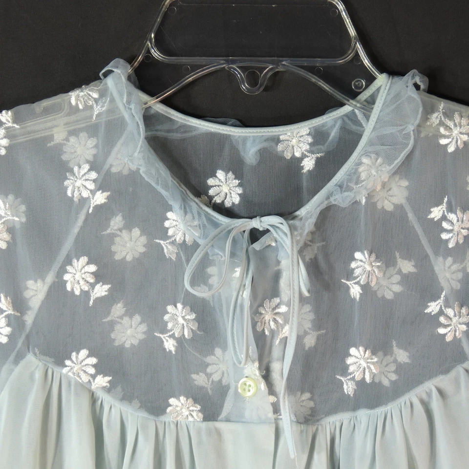 VTG Carters Light Blue Night Gown Robe JUNIORS GIRLS 13 Silky Nylon w/Lace Upper - Image 4 of 4