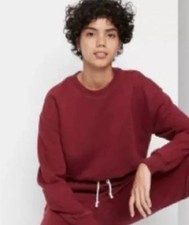 Wild Fable Cropped Berry Maroon Sweatshirt Women's M