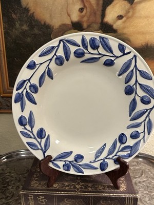 HARRY AND DAVID-11.25  Dinner Plate-Blue Fruit & Leaves-BARBARA  EIGEN-2005/2007