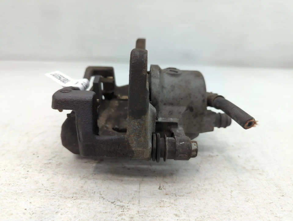 Pinza de freno delantera izquierda Toyota Camry 1997-2000 DPNQK Foto 3 de 4