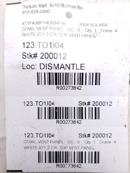 04 05 06 07 08 Panel de ventilación capó Toyota Solara Foto 3 de 4