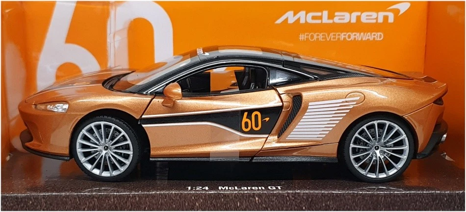 Welly escala 1/24 24105S-W - McLaren GT 60 aniversario - dorado Foto 3 de 4