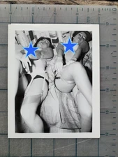 vintage 1950's 2 UNKNOWN Ladies Cheesecake risqué Stockings Garters pinup photo