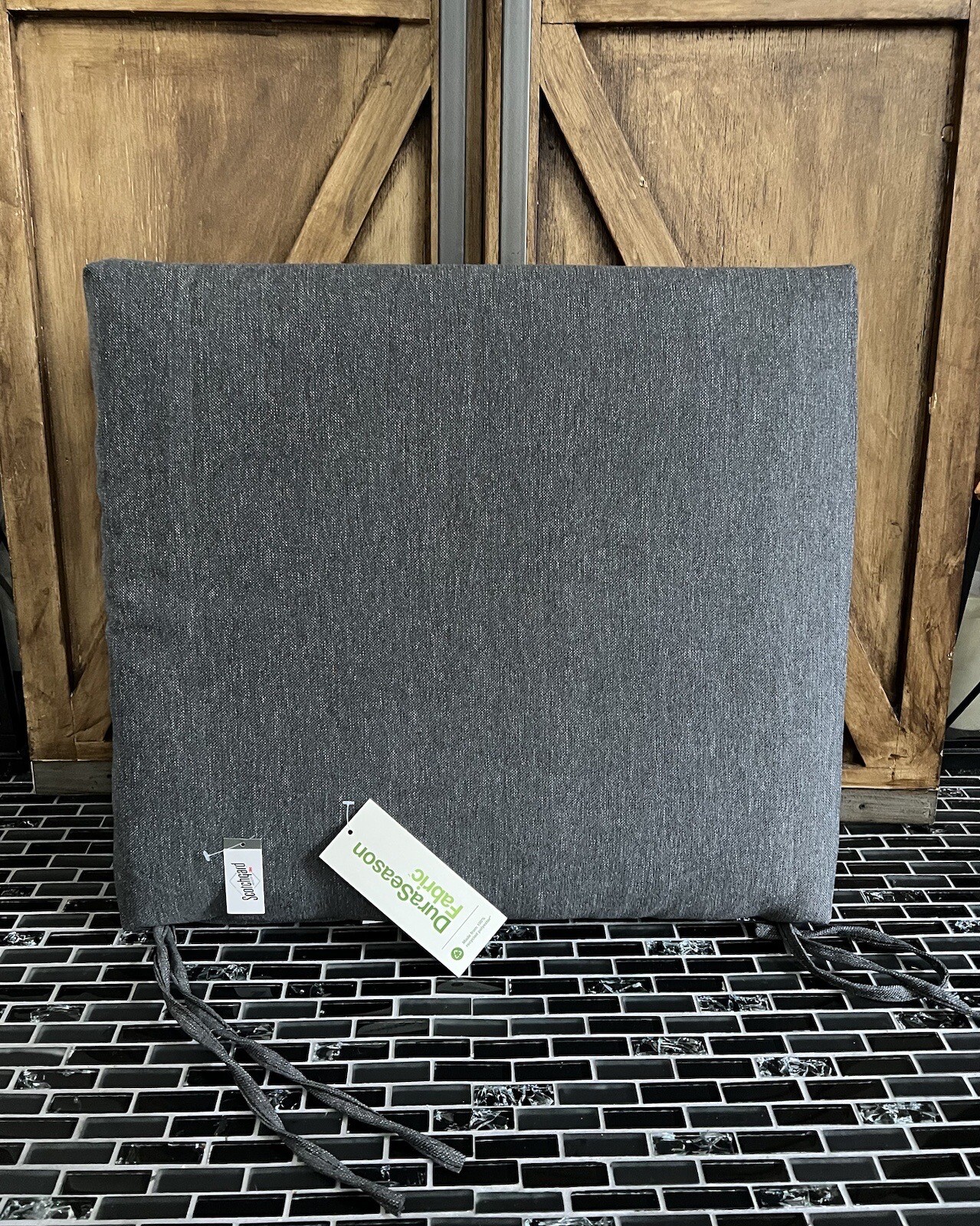 DuraSeason Fabric Outdoor Chair Cushion Linen Threshold Brand New