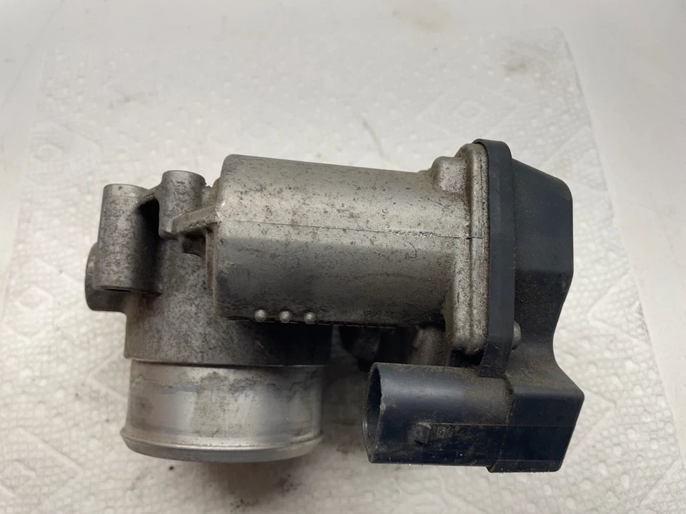OEM 2006 2007 2008 AUDI A4 A3 A5 VW JETTA GOLF GTI 2.0 THROTTLE BODY 06F133062G - Image 2 of 4