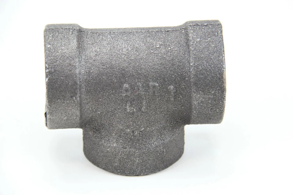 NOS ANVIL 1" FNPT MALLEABLE IRON TEE 300 WSP 2000 WOG - Image 3 of 4