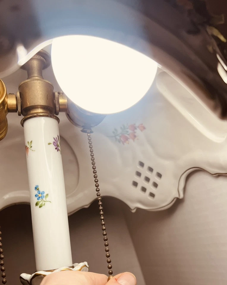 Antique Von Scheirholz German Porcelain Figural Lamp Lithophane Shade 24" - Image 4 of 4