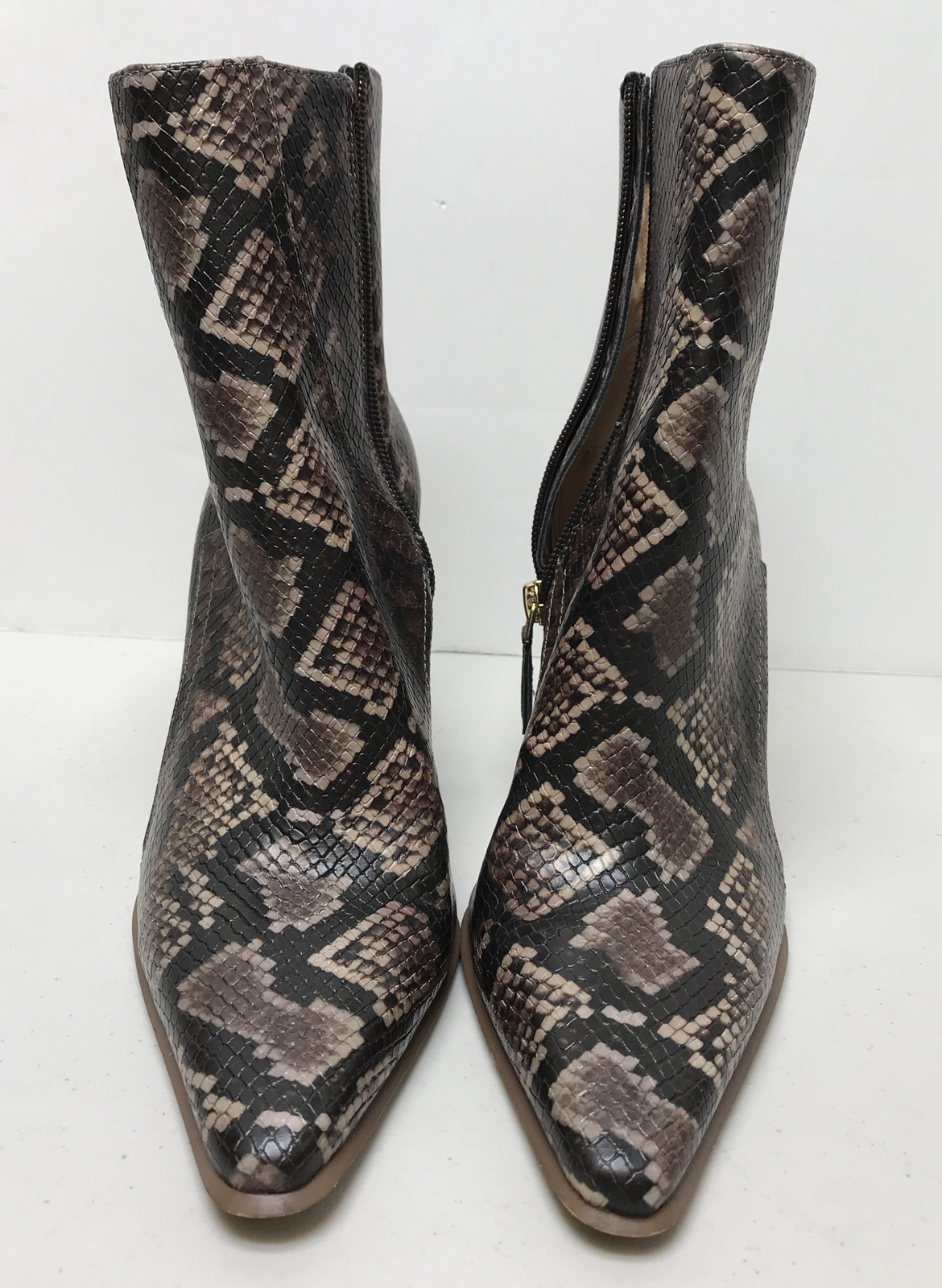 JLO JENNIFER LOPEZ Dorindah Zip Bootie 