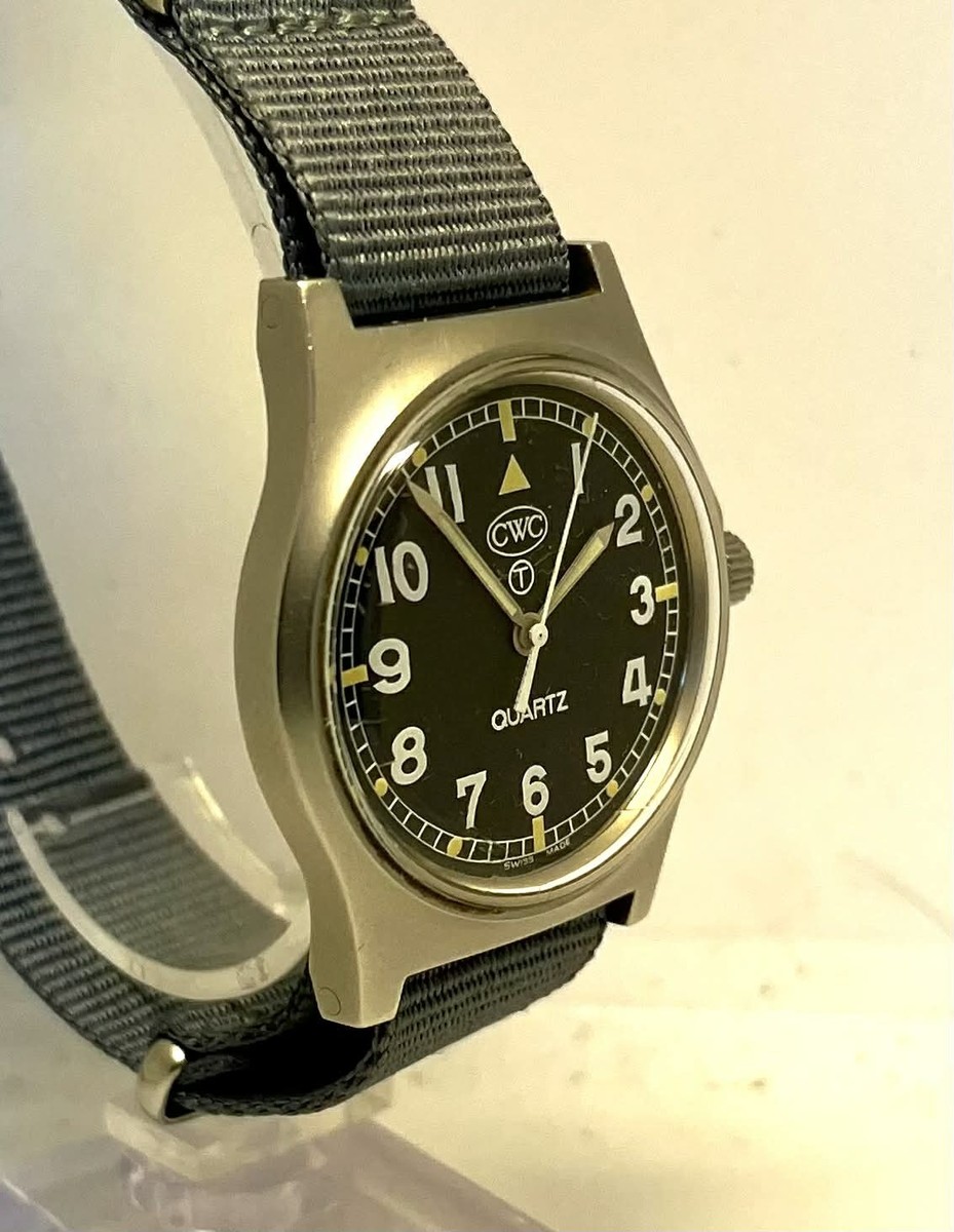 CWC BRITISH ARMY ISSUED MILITARY WATCH. QUARTZ G10. 2004 CWC BRITISH ARMY ISSUED MILITARY WATCH. QUARTZ G10. 2004