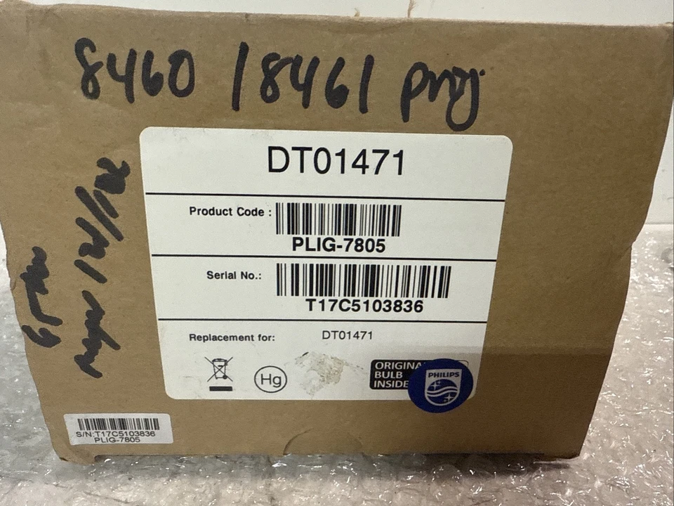 IET Genuine OEM Replacement Lamp for Hitachi DT01471 Projector (Philips Bulb) - Image 2 of 4