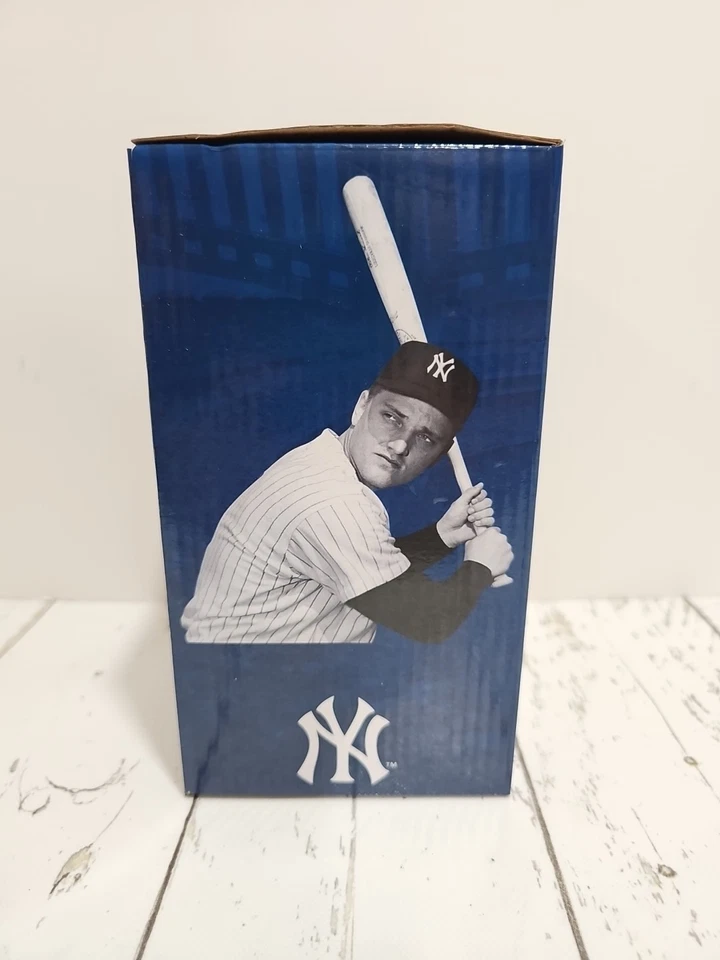 New York Yankees 2023 Roger Maris SGA Bobblehead 61 jonrón Aaron Judge 20/08/23 Foto 2 de 4