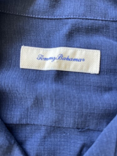 Tommy Bahama Hawaiian Shirt Men's Size Medium 100% Silk Blend Blue Short Sleeve - Picture 6 of 8