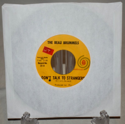 The Beau Brummels -Don't Talk To Strangers / In Good Time Vinyl 45 Autumn VG+