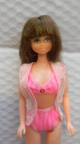 1970 MEGO MADDIE MOD DARK HAIR POSABLE FASHION DOLL IN ORIGINAL BOX !! - Picture 4 of 8