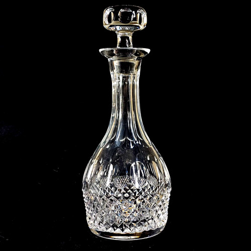 GALWAY O'MALLEY DECANTER w STOPPER, Cut Lead Crystal, 11 1/2", 28 Oz, IRELAND