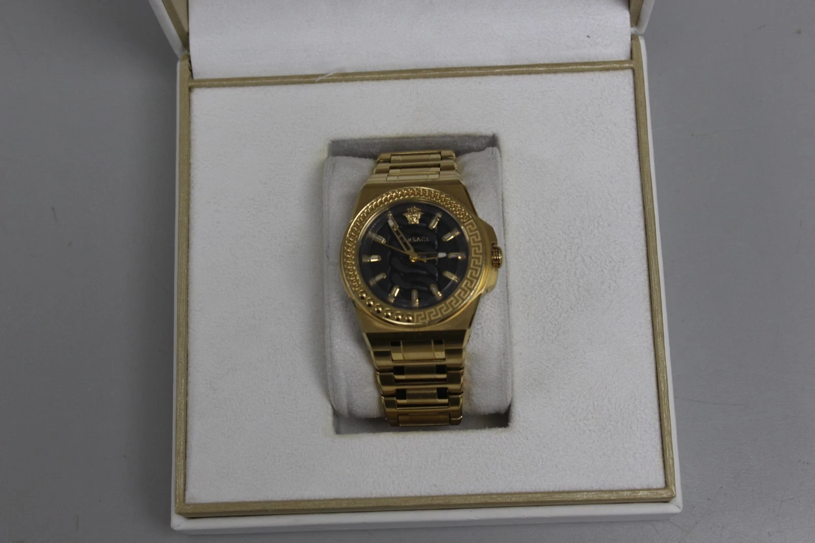 Orologio Donna Versace Chain Reaction Tono Oro Quadrante Nero VEHD00520