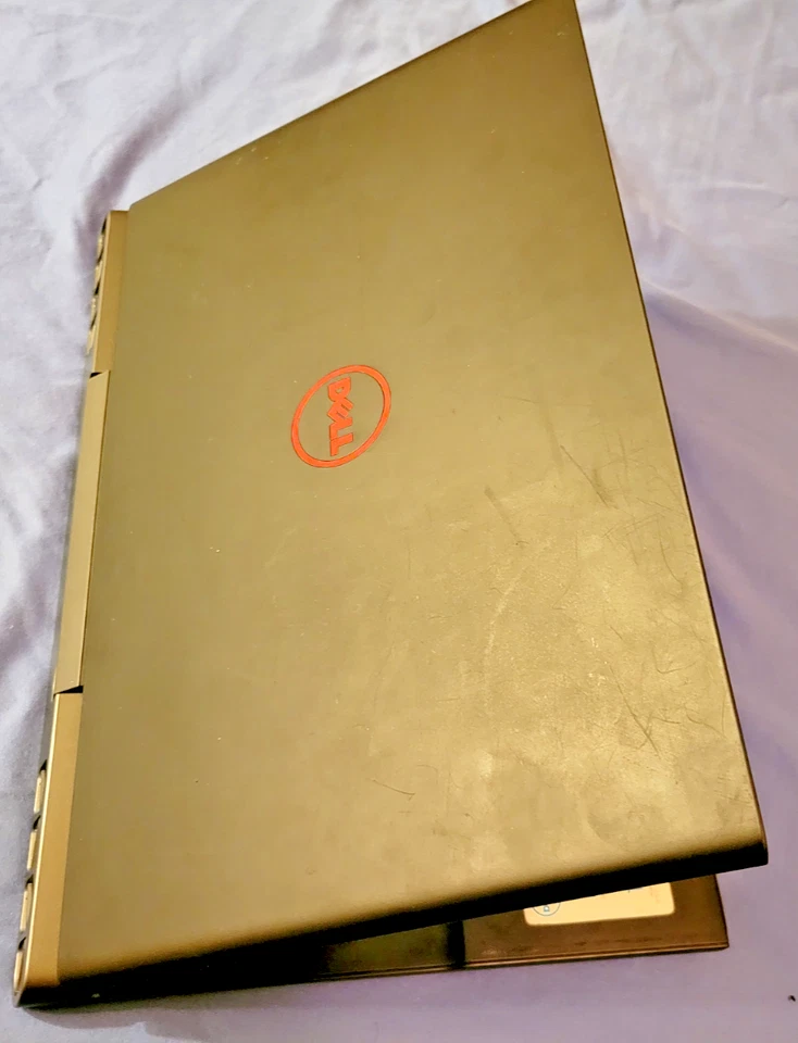 Dell Inspiron 15 7567 Gaming Laptop i5-7300HQ GTX1050Ti 16GBRAM 756GB SSD Win 10 - Image 2 of 4