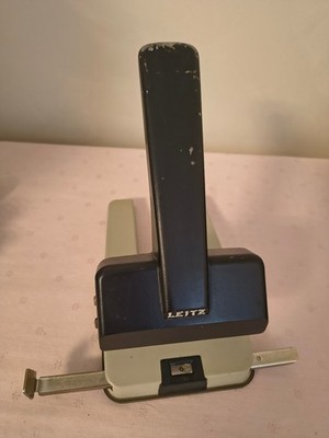 Leitz Locher BürolocherRegistraturlocher Profi  A 4 - A 6 Vintage Retro 2 Löcher