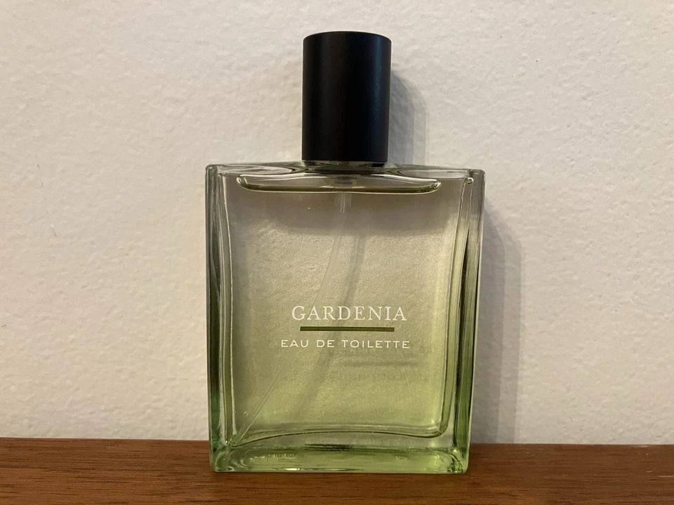 Eau de Toilette Retired Bath & Body Works GARDENIA 1,7 oz/50 ml EDT descontinuado Foto 3 de 3