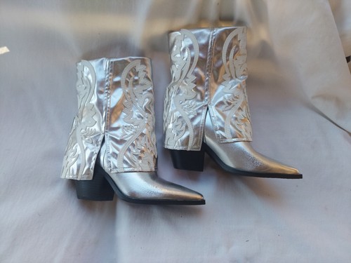 NWT Womens Fold Over Cowboy Boots. Size 7. - Picture 2 of 10