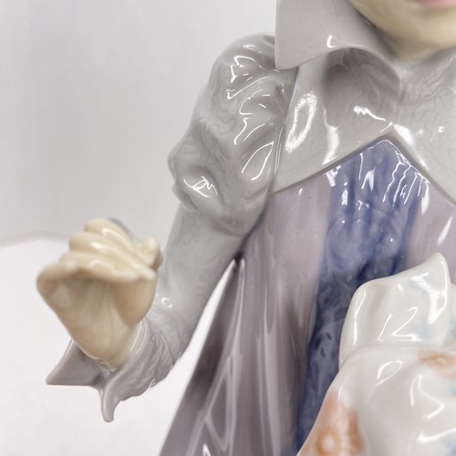 Lladro "Sewing a Trousseau" #5126 Retired Mint Salvador Furio Original Box VTG - Picture 9 of 23