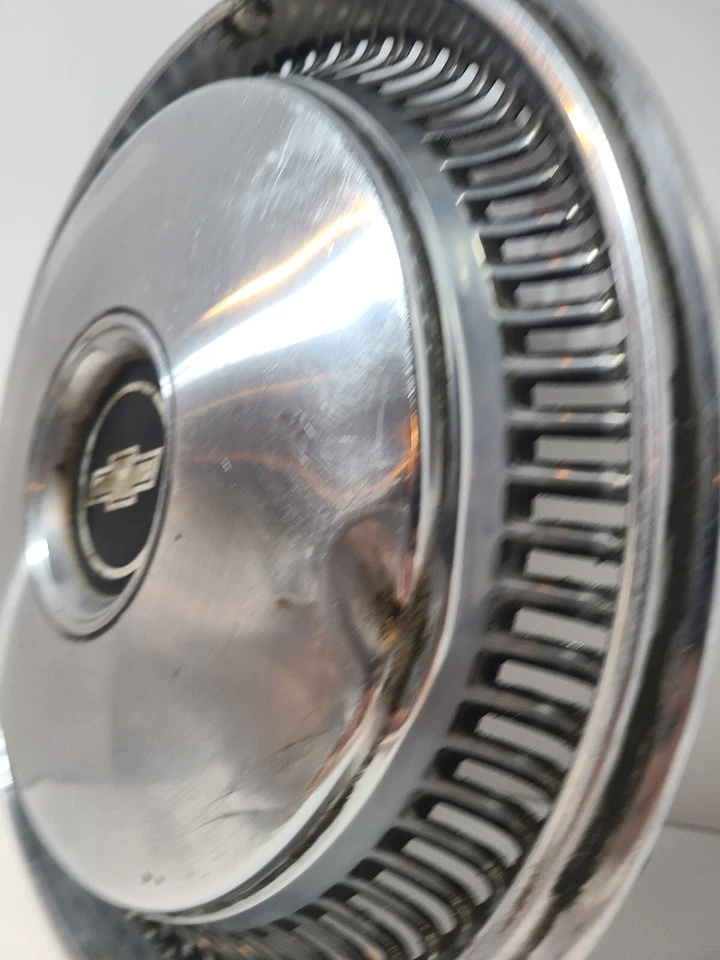 Tapacubos Chevrolet Impala nova Muscle Car Hot Rod 14" abolladura pequeña años 70 vintage Foto 4 de 4