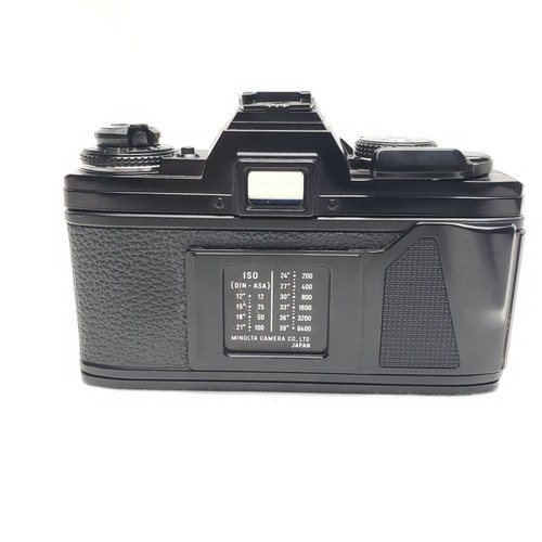 Minolta X-700 Black 35mm SLR Film Camera Body Only - Picture 5 of 11