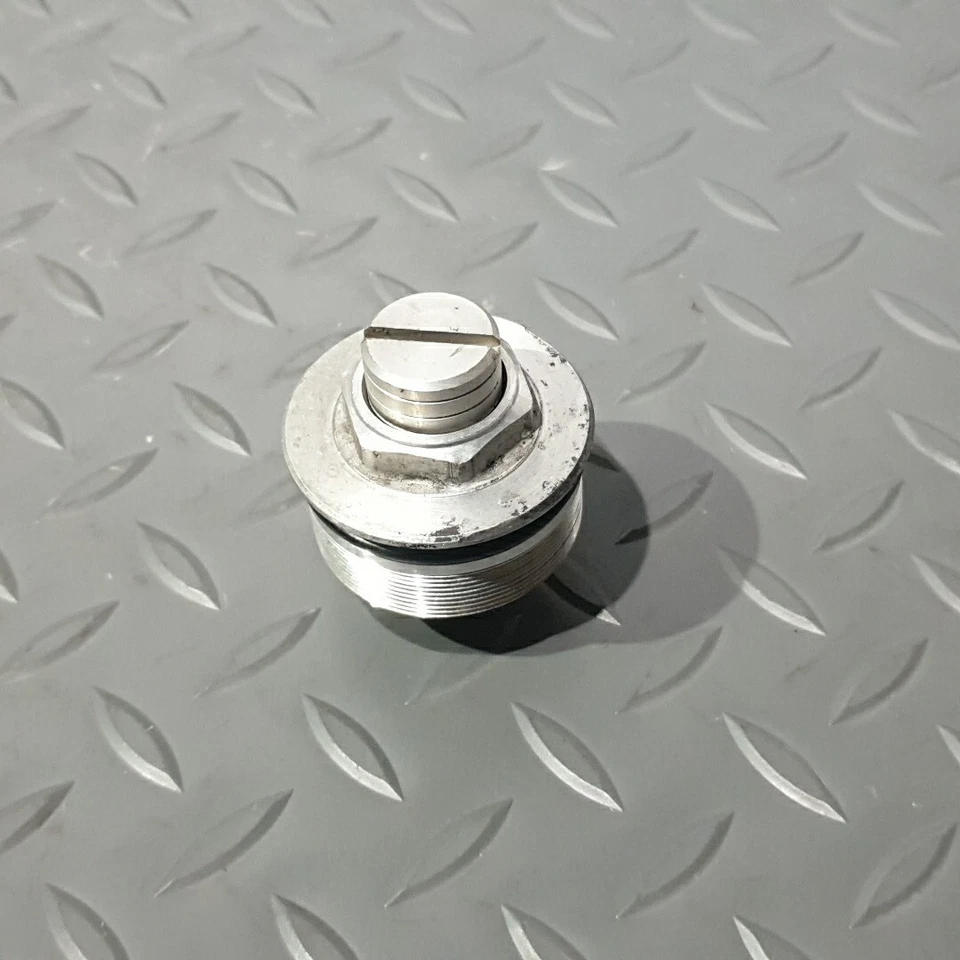 ♻️ Suzuki RF 900 R RF900R 1994 - 1999 Top Fork Cap Bolt Adjusters Pair ♻️  - Image 3 of 4