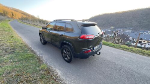 Jeep Cherokee 2.2 MultiJet 4WD 75th Sondermodell - Bild 5 von 24