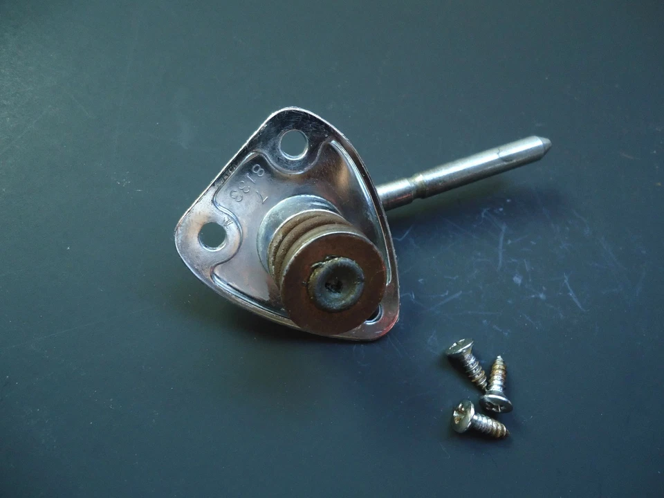 Cadillac Sun Visor Rod Late 1960's 1969 Cadillac DeVille OEM LH Rod Assembly - Imagem 3 de 3