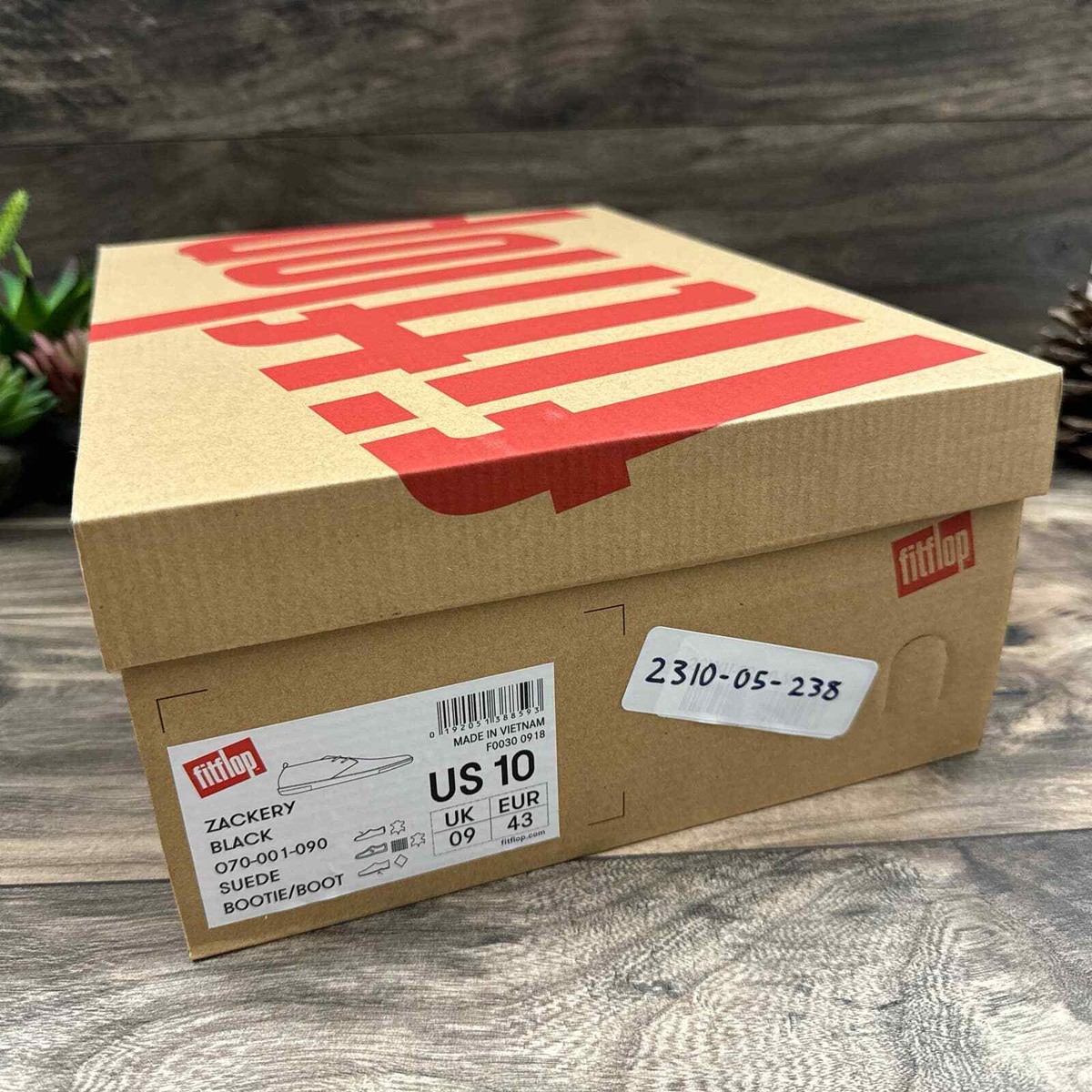 NIB FitFlop Zackery 10 43 Black Suede Lace Up Desert Boots  display picture 3