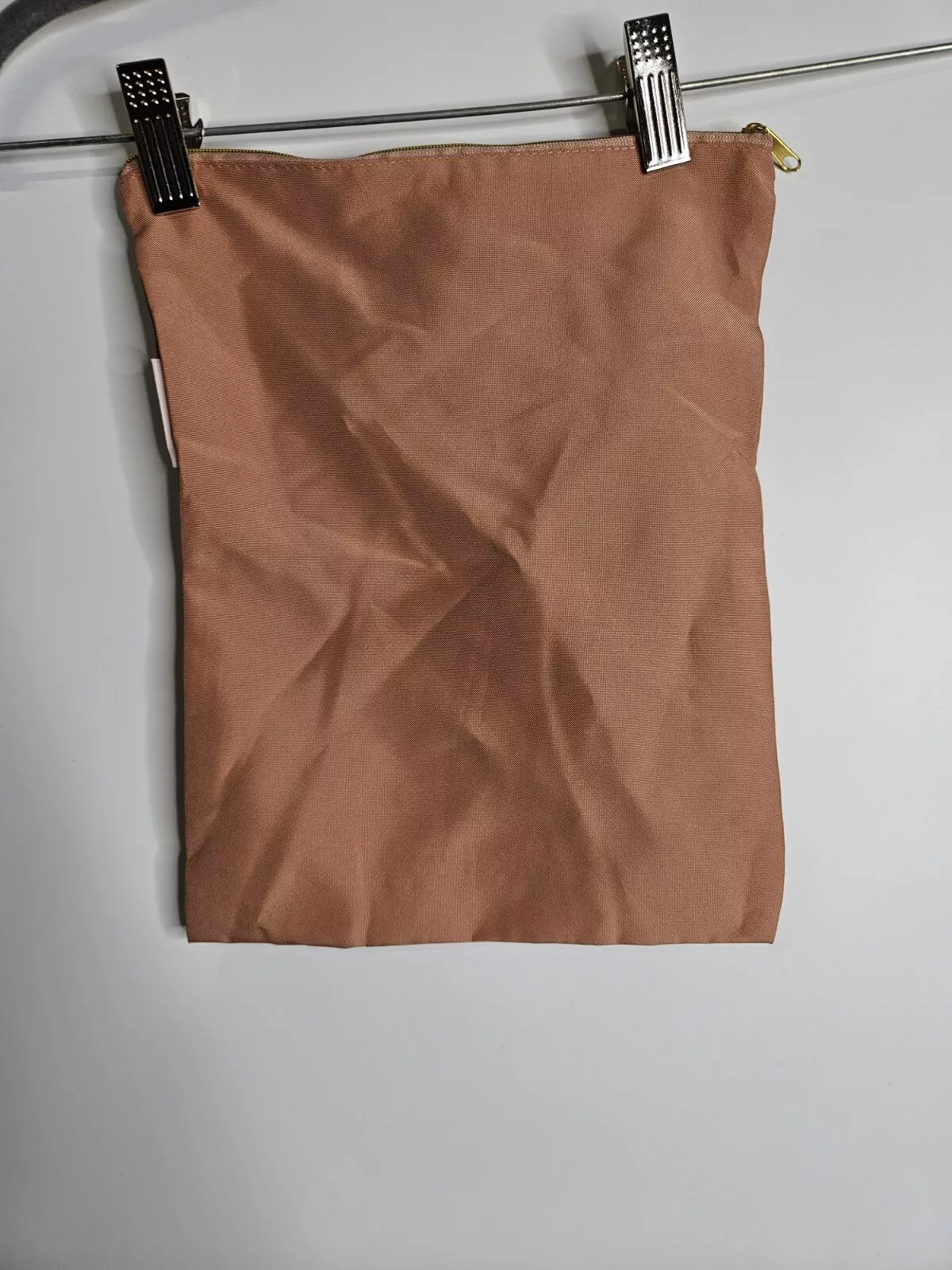 girlfriend-collective reusable zip bag pouch recycled materials 