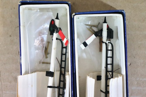 TENSHODO HO GAUGE 4 x COLOUR LIGHT SEMAPHORE SIGNAL BOXED ob - Picture 4 of 8