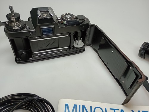 Minolta XD7 Nero + cercatore angolare + cavo di rilascio - Foto 5 di 7