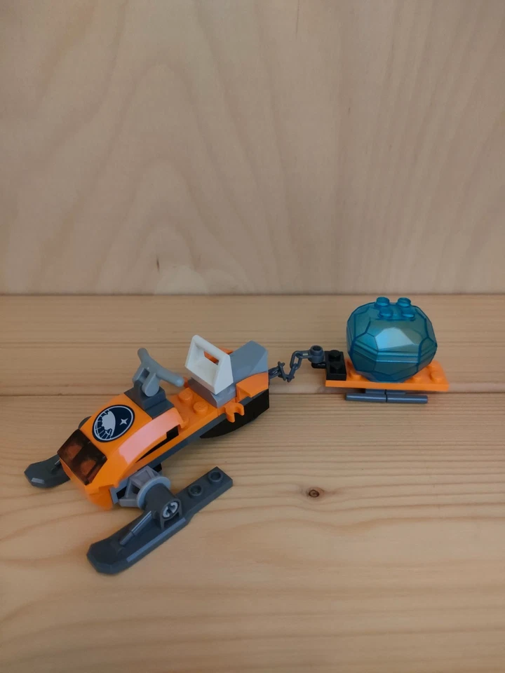 LEGO 60032, foto 2 di 5