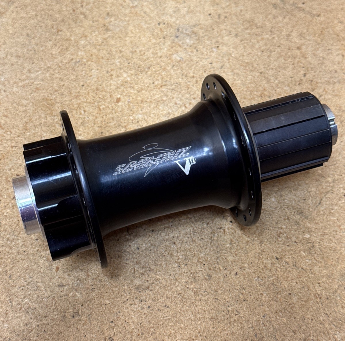 Santa Cruz V10 Hadley Rear Wheel Hub 15x140 mm Thru Axle USA | eBay