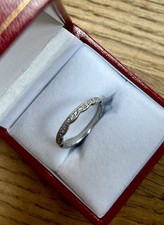 Scalloped Diamond Platinum Ring