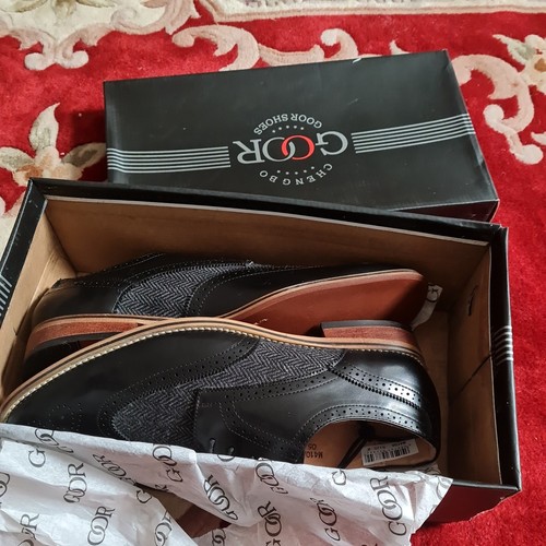 MENS LEATHER GOOR SHOES /BLACK UK SIZE 8 NEW IN BOX