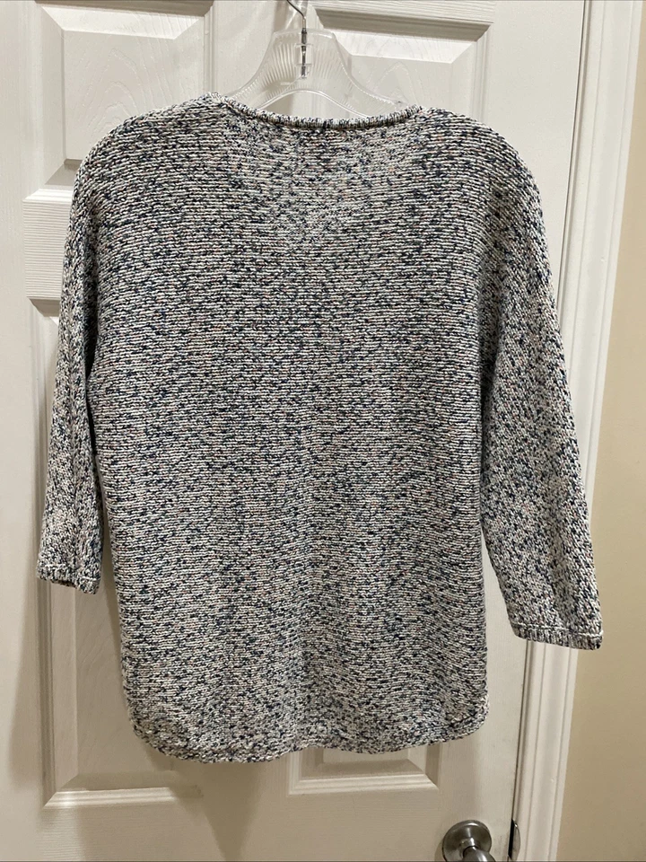 Chicos Womens Gorgeous Blue Pink Sz 0 V Neck Pullover Sweater - Image 3 of 3