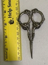 Unger Brothers Art Nouveau Sterling Silver dresser sewing scissors daisy figural