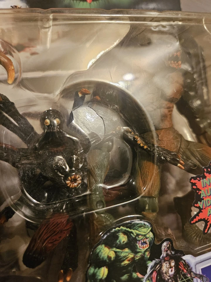 Фигурка Resident Evil 1 Toybiz 1998 Hunter and Chimera - Изображение 3 из 4