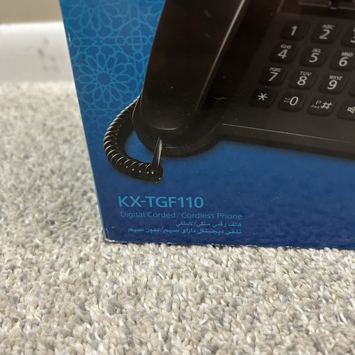Panasonic KX-TGF110 Corded and Cordless Phone Combo New in Box NOT MADE FOR USA - Picture 2 of 9