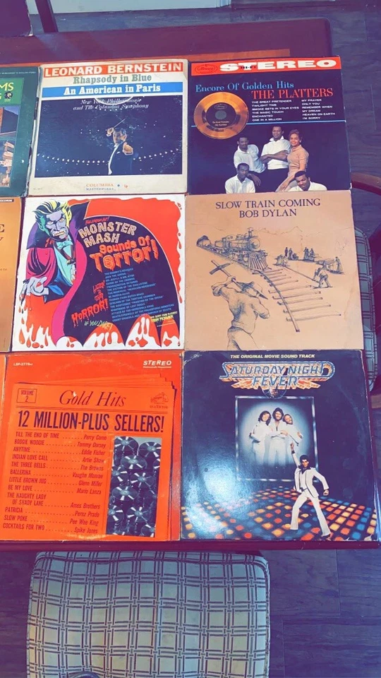 (LOT OF 20) Antique Vinyl Records At A Amazing Price! Over 300$ Value! - Image 2 of 4