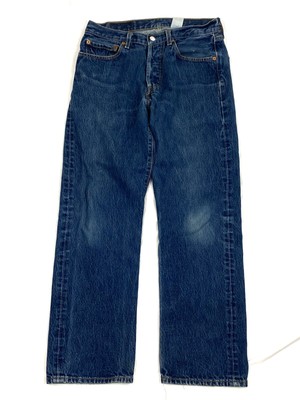 levis 501 light broken in