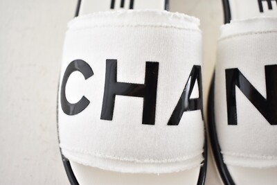 シャネルホワイトキャミソール ロゴ　36 2023年春夏 CHANEL シャネル キャミソール ビスチェ ペプラム ドット